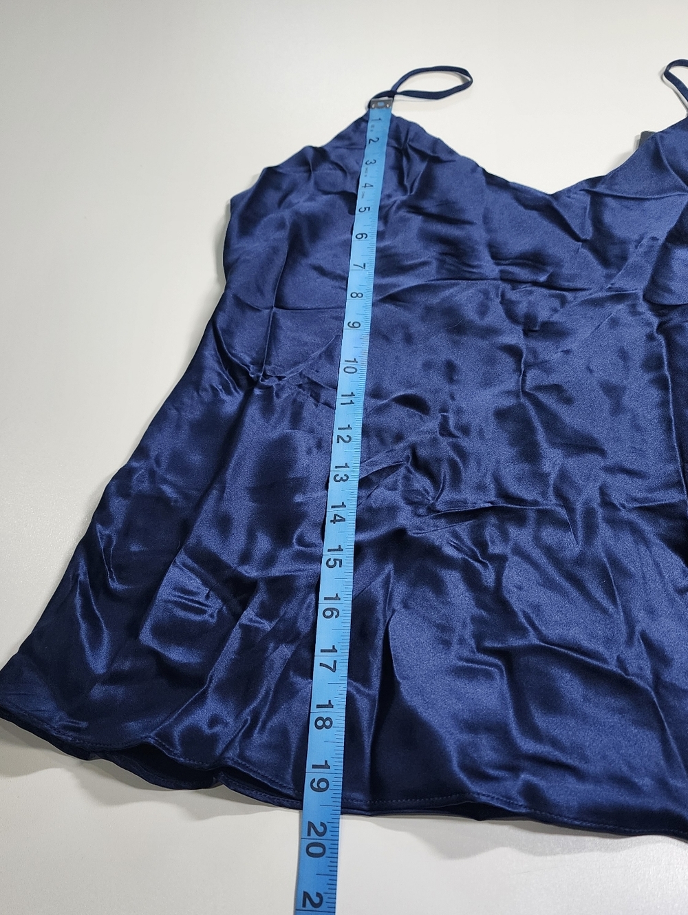 Silksilky Navy Silk Spaghetti Strap Top Womens M NWT Luxe Summer - Picture 4 of 5